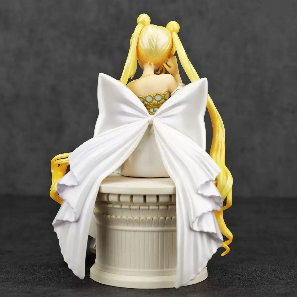Sitting pose wedding dress Pretty Soldier Sailor Moon